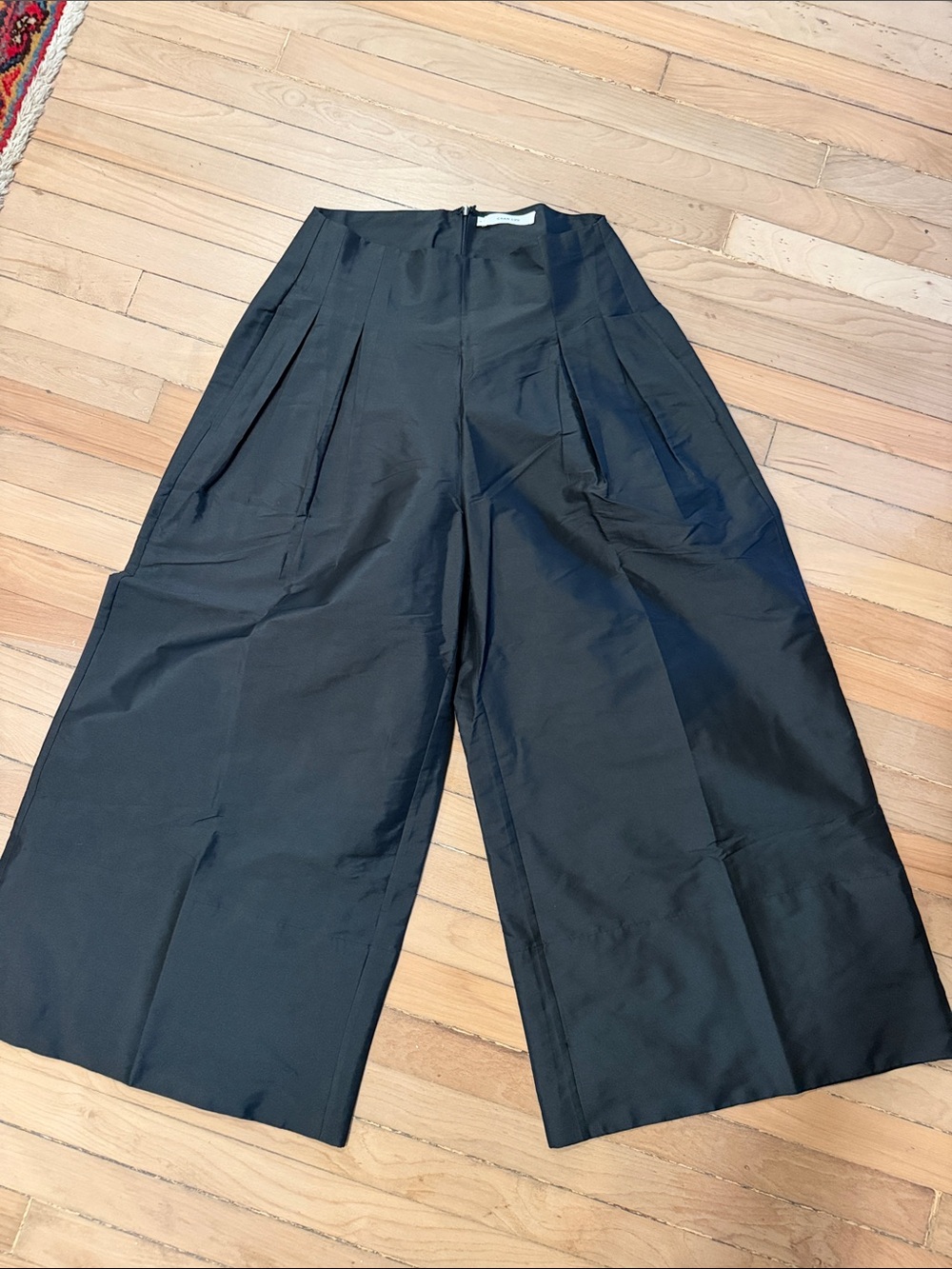 NWOT - Chan Luu Black Techno Taffeta Ultra Wide Leg Trouser Pant - Picture 2 of 6